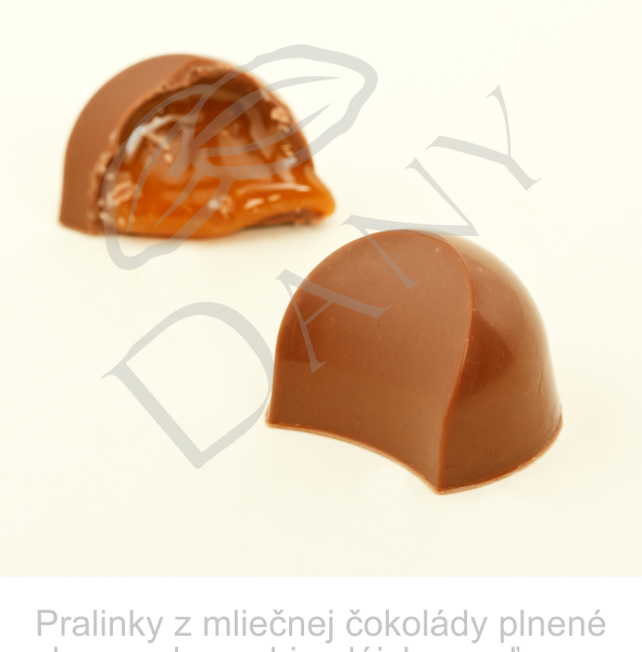 Pralinky-z-mliecnej-cokolady-plnene-karamelom-s-himalajskou-solou-a-giandujou