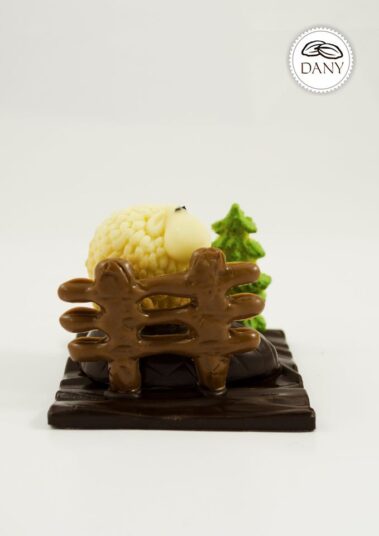 Čokoládová figúrka - OVEČKA (biela, mliečna, tmavá čokoláda)