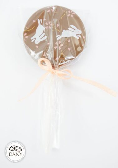 Čokoládové lízatko z mliečnej čokolády